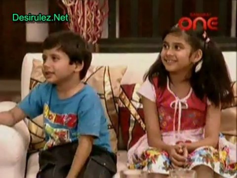 Jhilmil Sitaron Ka Aangan Hoga 19th April 2013 pt1