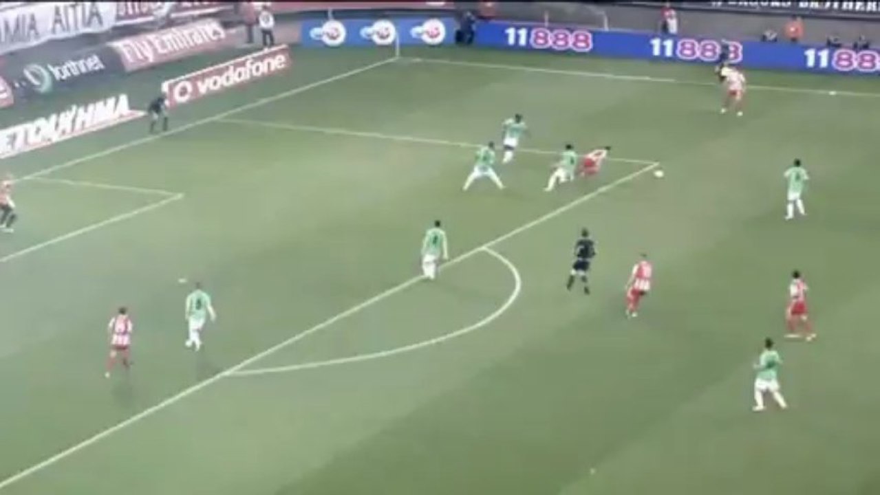 Griechenland: Traumtor von Giannis "Greek Messi" Fetfatzidis