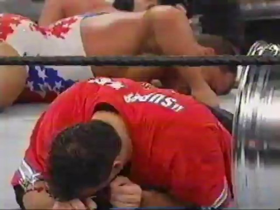 Kurt Angle vs Shane McMahon (King of the Ring 2001 Street Fight)