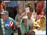 Protesters outside AIIMS demand justice for child