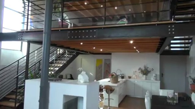 Le Couvent, chambres d'hôtes en Auvergne Réalisations Altifilm - Prises de vue aériennes par drones radiocommandés - fpv