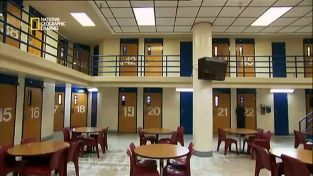 L enfer Carceral Petits commerces entre amis