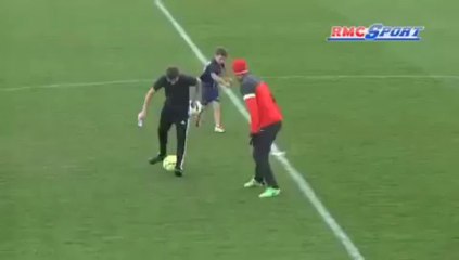 Προπόνηση με Ίμπρα-Τιάγκο Σίλβα για τους γιους του Μπέκαμ!