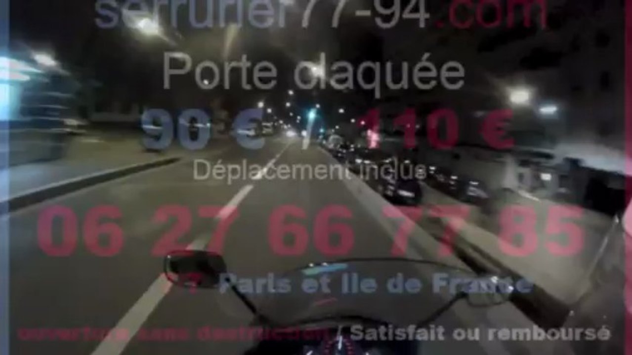 Ouvrir une porte claquée avec une radio - Satisfait ou remboursé