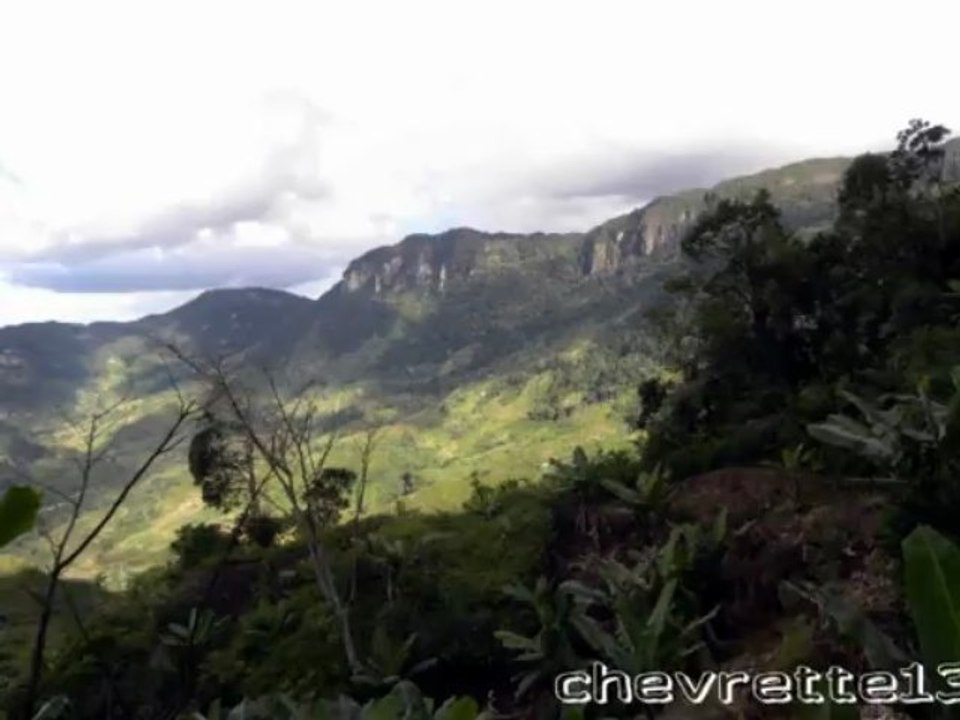 train Manakara  4 cascade