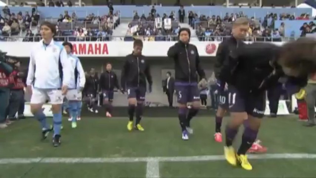 J-League: Blackout von Iwata-Keeper leitet den Sanfrecce-Sieg ein