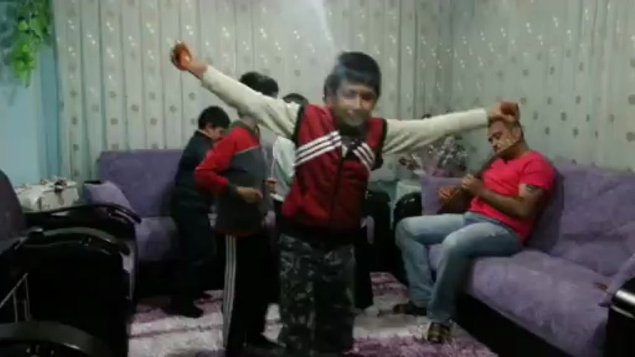 ERKEKİM 12  YAŞINDA !!! ---GÜVEN KIRKIZ