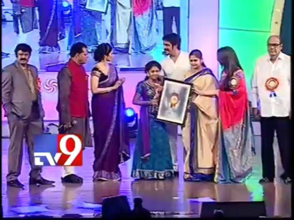 Baby Anne wins Special Jury award at TSR - Tv9 Film Awards