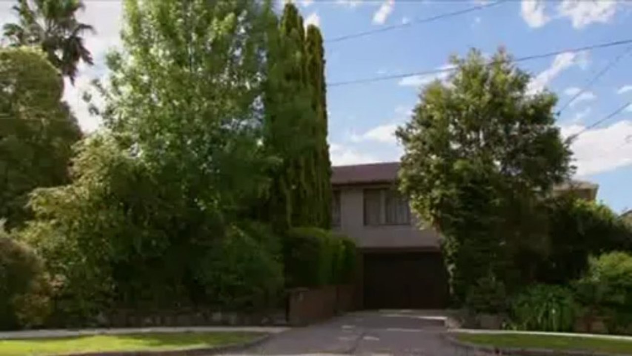 Ned Manning in Neighbours (Rhys' dad Eddie Lawson) - Episode 6605