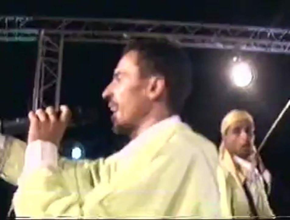 FIRQUAT EL FADILIA ET FIRQUAT EL- AISSAOUIYA D'OUJDA  2 FESTIVAL ESSAMIE A AHFIR LE 19. 08.11 J FILME  J.V. MEHI MOHAMED FIN 2 JOURS