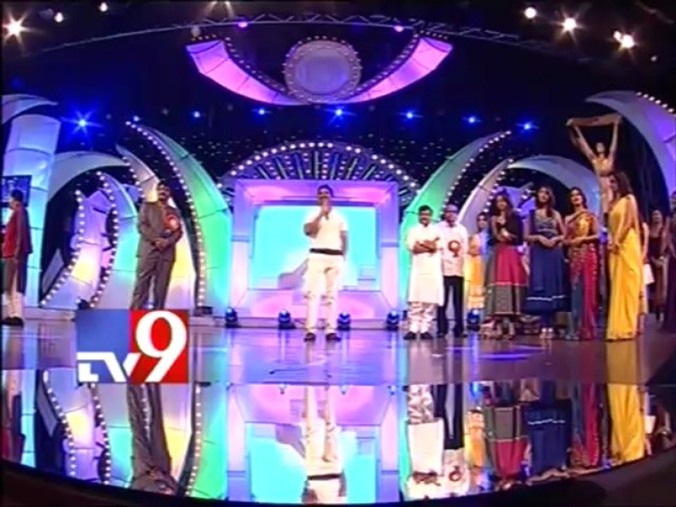 Actress Sneha accepts 'Special Jury' award for Rajanna movie in TSR - Tv9 Film Awards