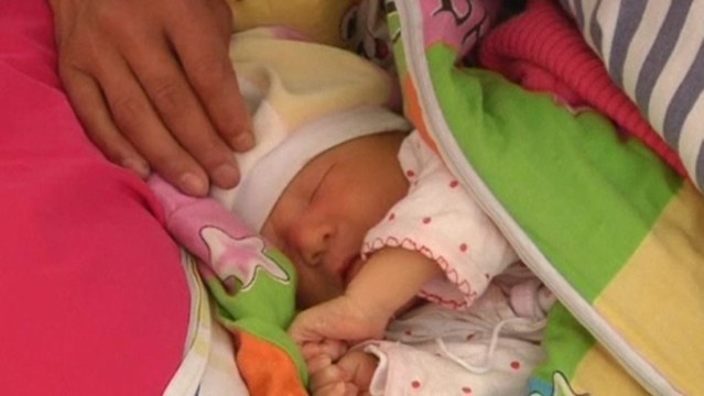 Rescuers struggle to reach China quake victims