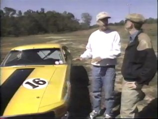 Camaro Z28 vs Mustang 302 BOSS race track