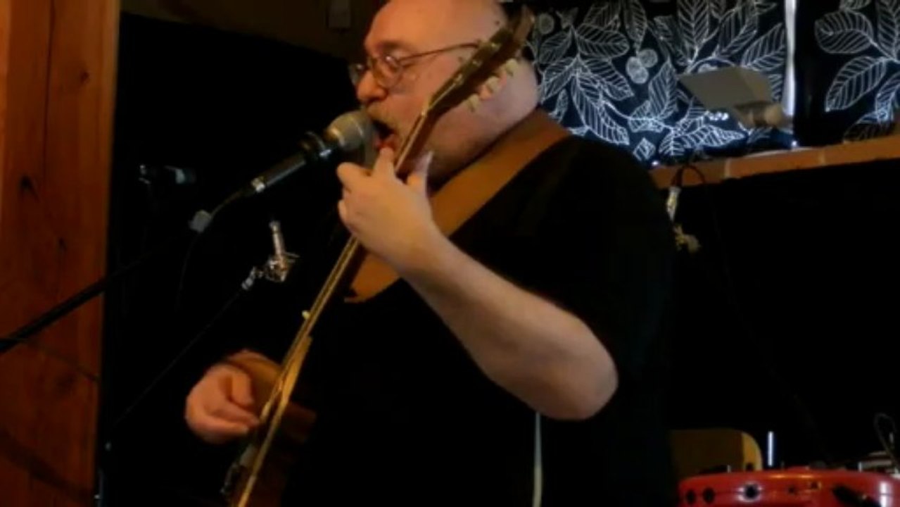 NICOLAS BLUES DU MONDE  "IF SE WAS WHISKEY" A LA MAISON DE LA TERRE