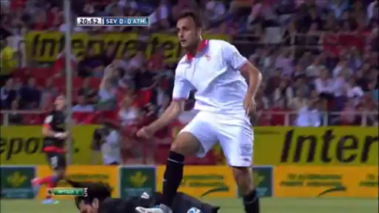 Чемпионат Испании 2012-2013 32 тур Севилья-Атлетико Мадрид 1 тайм