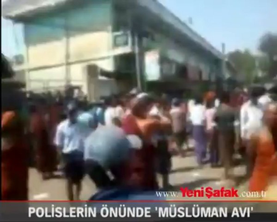 'Müslüman avı' saniye saniye kamerada!