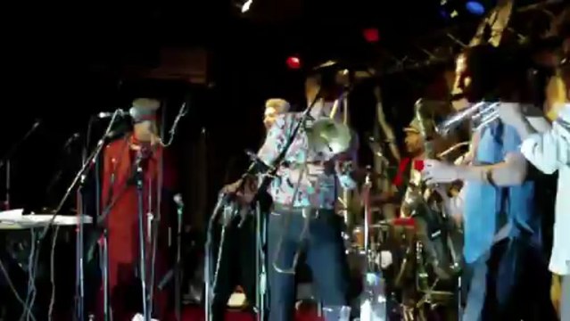 CQMD & Angelo Moore au New Morning V4