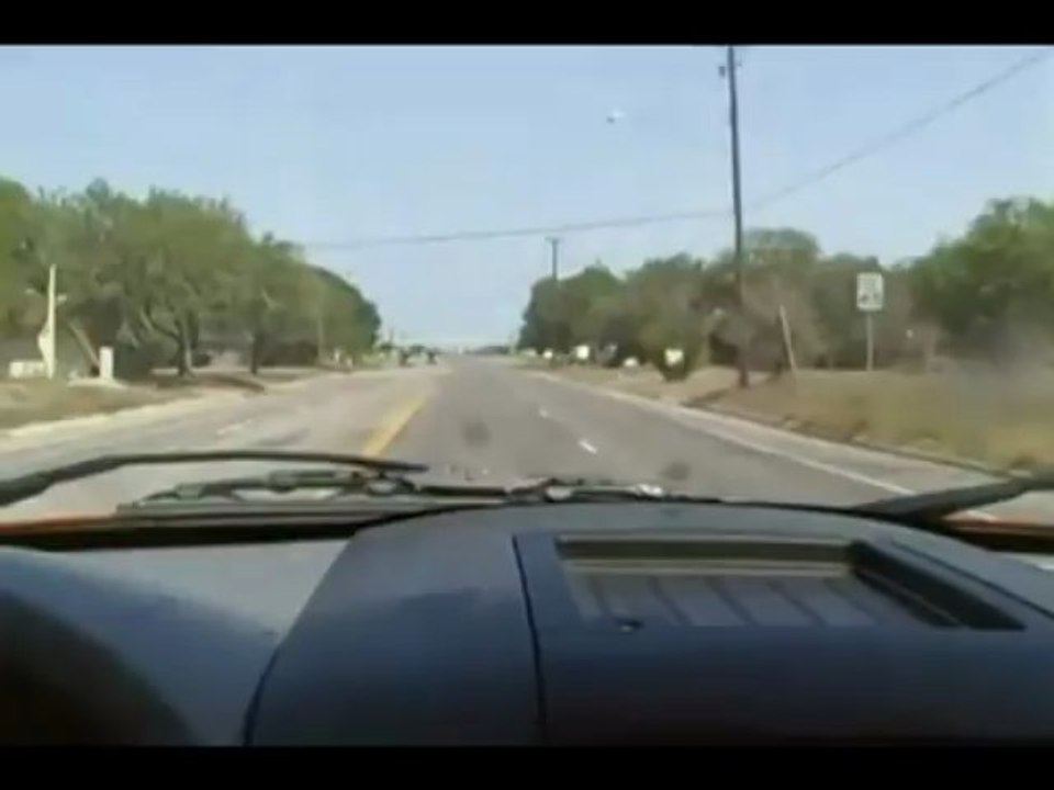* EN LA TROKA DEL PRIMO DE UN AMIGO,JAJAJAJAJAJA**