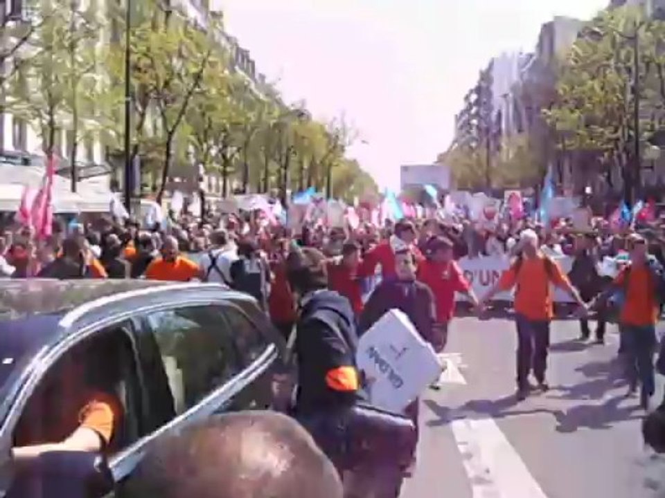 Manif du 21 avril 2013 : " Hollande, ta loi on n'en veut pas "