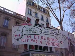 "Un être humain n'est pas à vendre" : Manif du 21 avril 2013