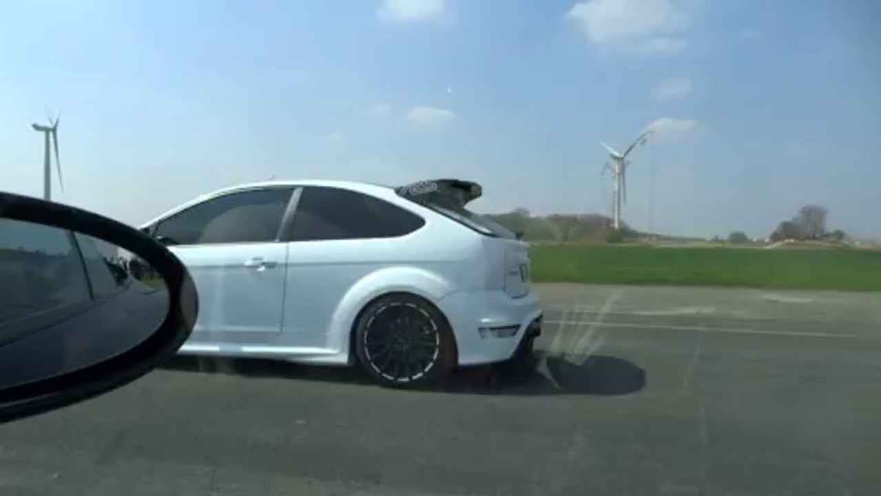 focus rs prépa vs porsche 997