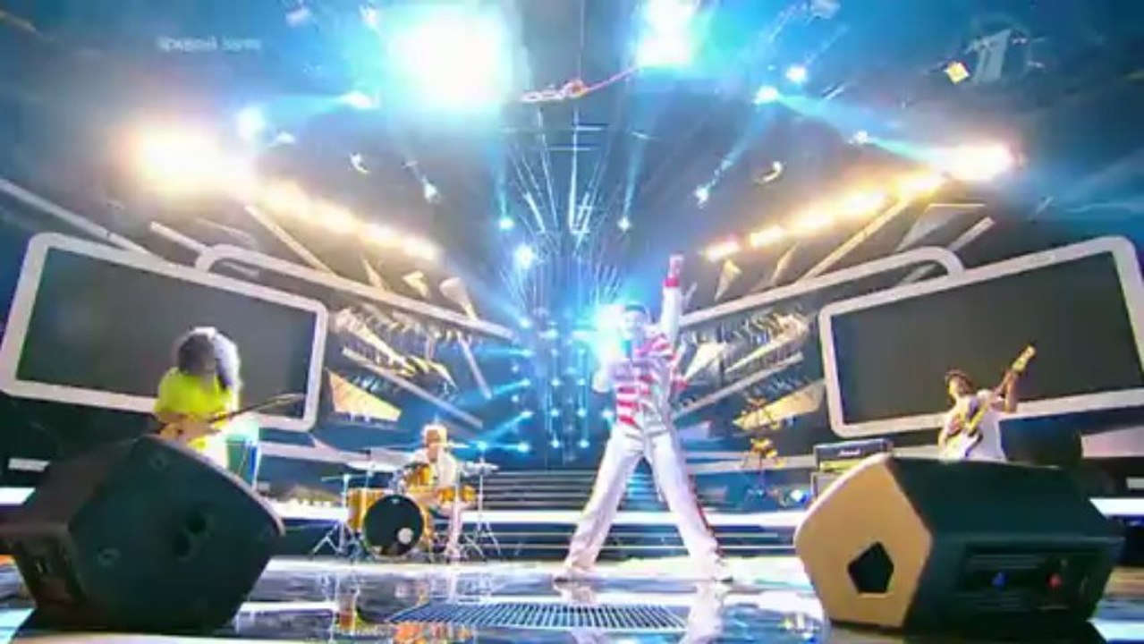 Yuilia Savicheva / Freddie Mercury Odin v odin