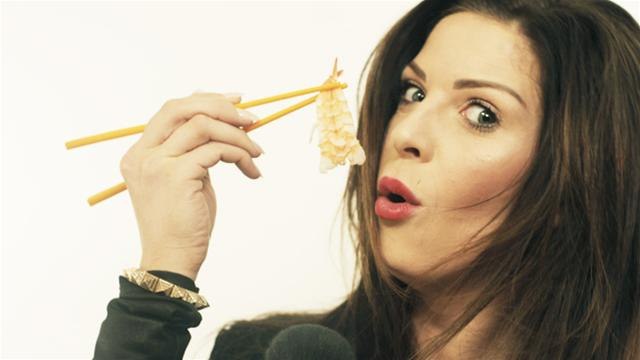 Makeup Challenge: Eating While Doing Makeup