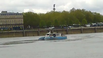 20130422 la navette fluviale BatCub a Bordeaux sur Naviguerenaquitaine.com v1