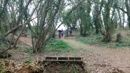 entrainement dh freeride sur le spot du labou dans le 29