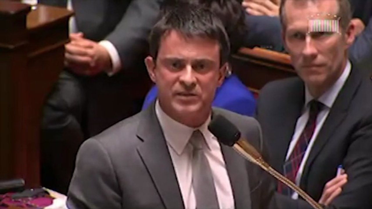 Valls s'énerve et renvoie l'UMP "au respect des institutions"