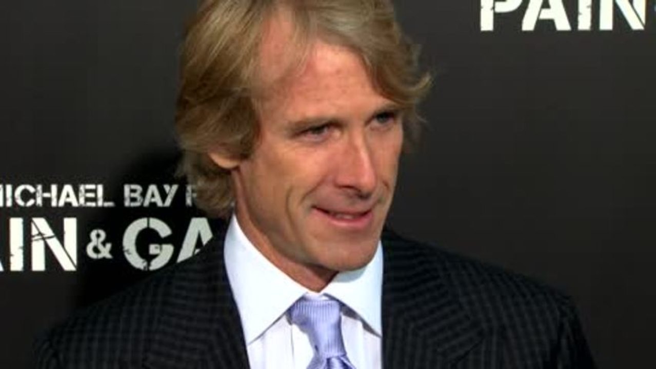 Michael Bay Apologizes for Armageddon