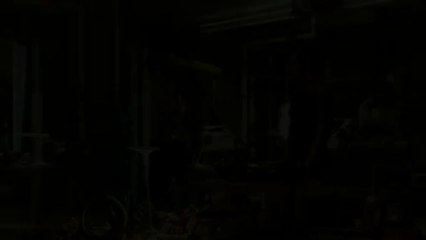 Tony Stark et ses armures - Featurette Tony Stark et ses armures (Anglais sous-titr&eacute; français)