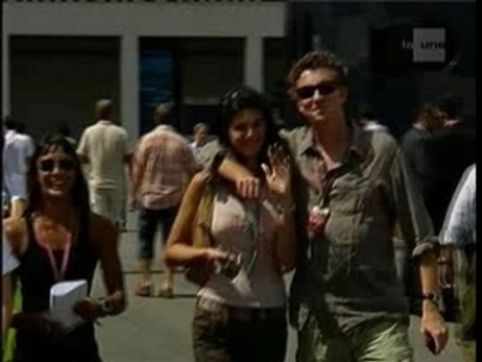 Karen Minier proche de Denis Brogniart