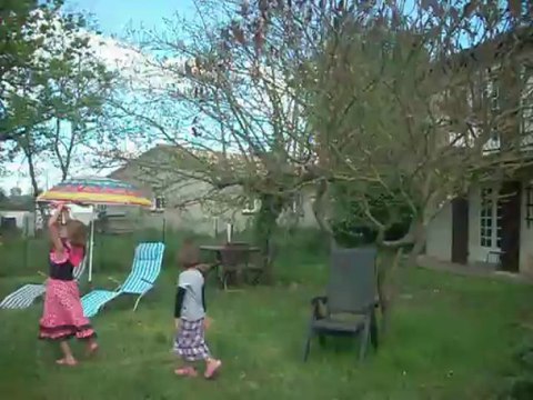 023....mes petite filles Océane Amélia