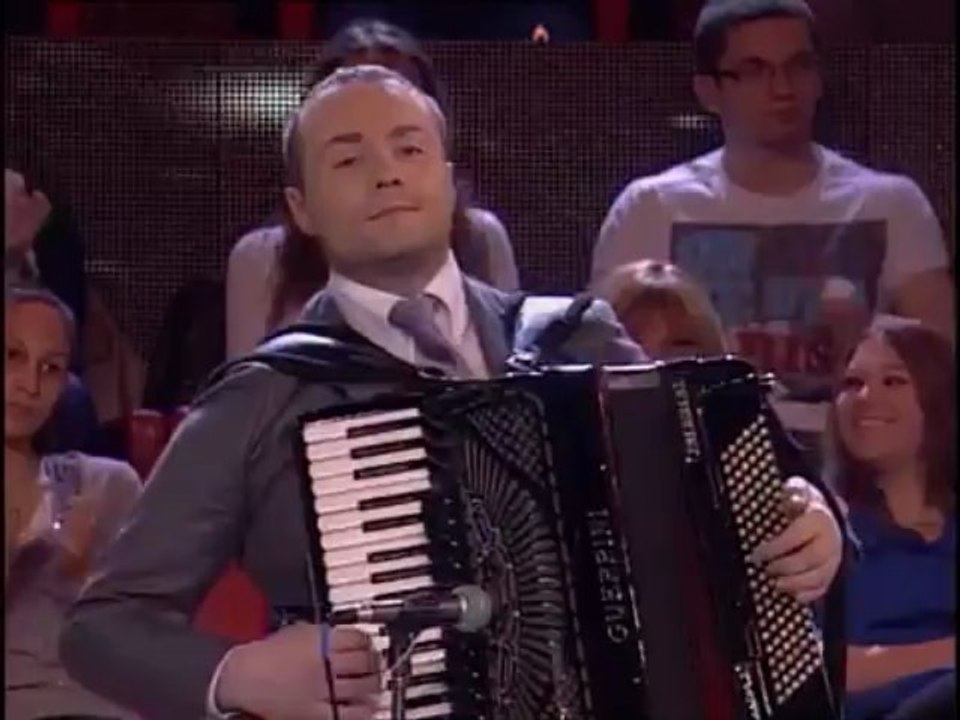 Aca Ilic - Odlazi moja draga voljena - (Live) - Narod Pita - (TV Pink 2013)