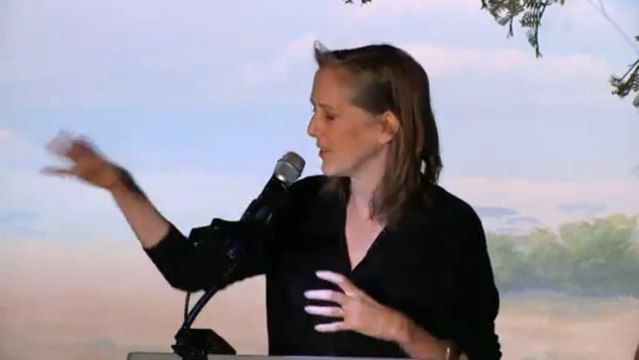 A Good Nose: Mary Roach Studies 'Olfactory Forensics'