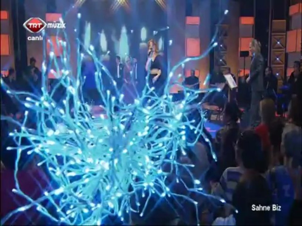 Zeynep BAŞKAN - Getir berber getir-TRT