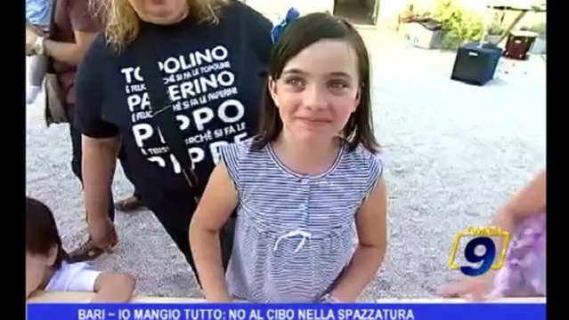 Bari - Io mangio tutto no al cibo nella spazzatura