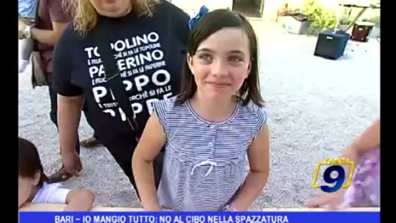 Bari - Io mangio tutto no al cibo nella spazzatura