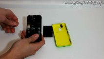 Inserimento di batteria, microSIM e microSD nel Nokia Lumia 620