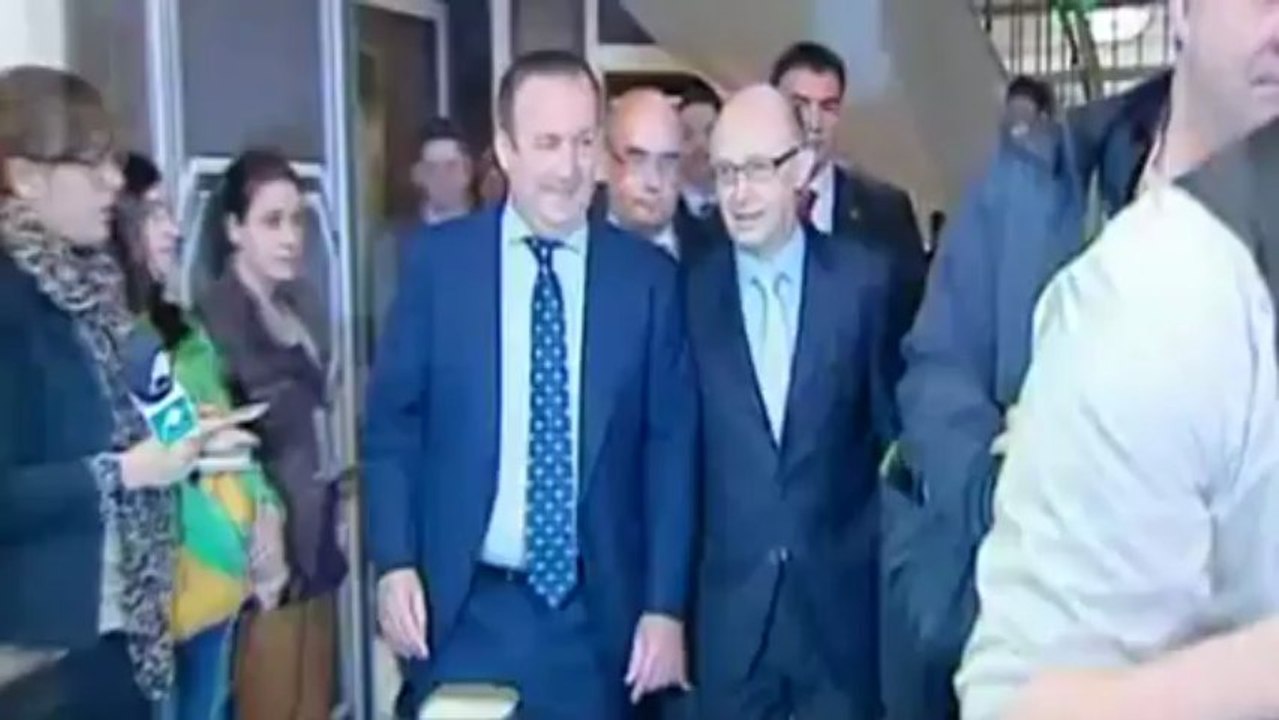 Rajoy anuncia nuevos recortes después de que el Gobierno los negara durante meses