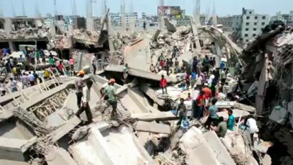 Scores killed as Bangladesh building collapses