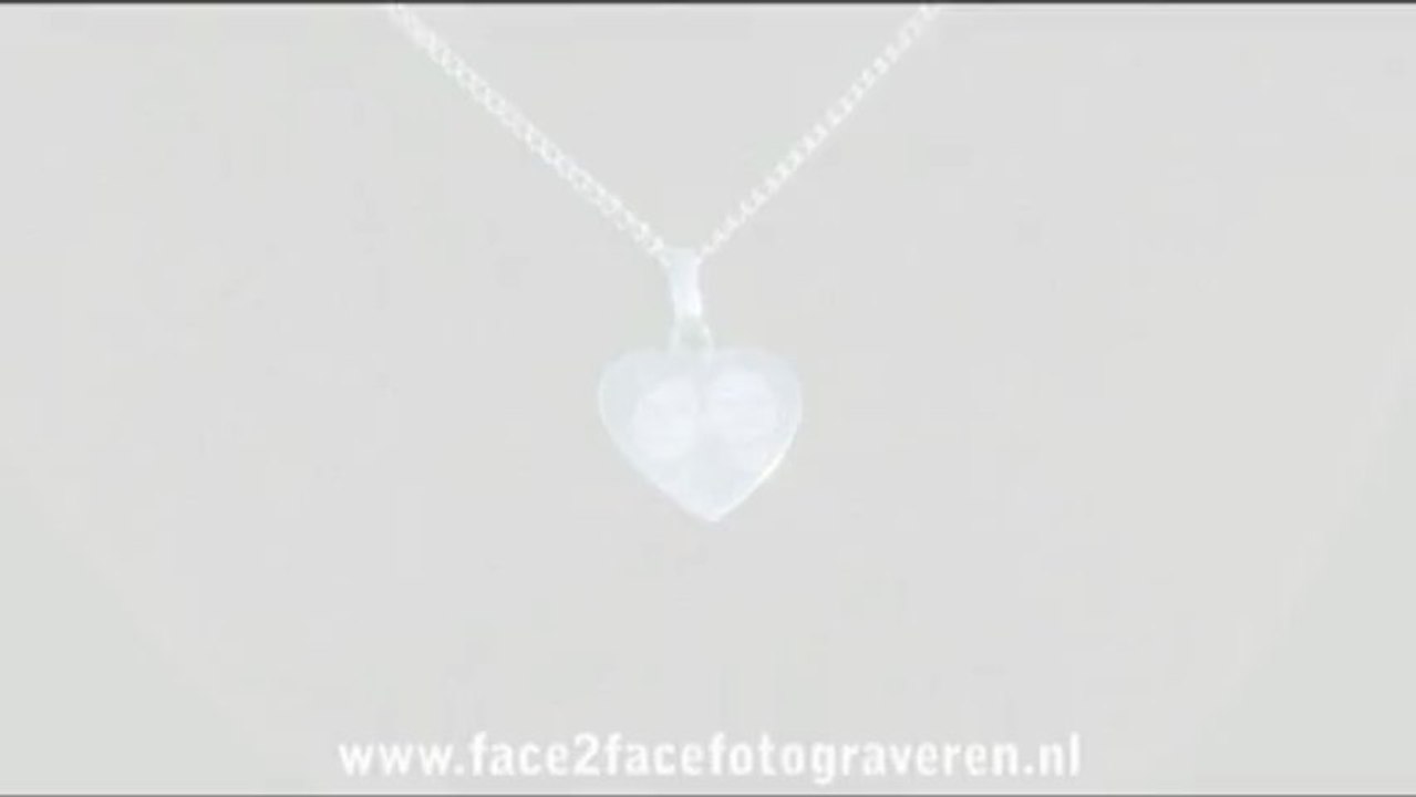 Gegraveerd foto collier (hartje)