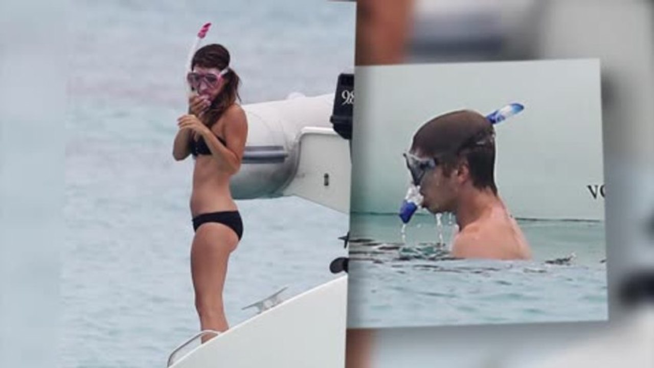 Bikini-Clad Rachel Bilson Looks Amazing While Snorkeling With Hayden Christensen