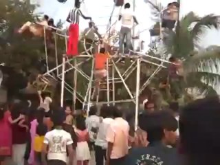 Ինչպես են կարուսելը առանց էլեկտրականության աշխատեցնում