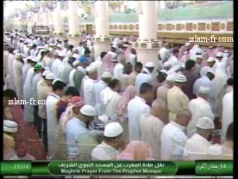 salat-al-maghreb-20130424-madinah
