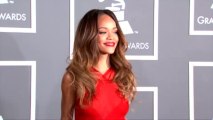 Rihanna dépense 8 mille dollars dans un club de striptease