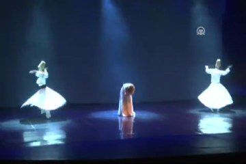 Shaman'lar Antalya'da gösteri yaptı