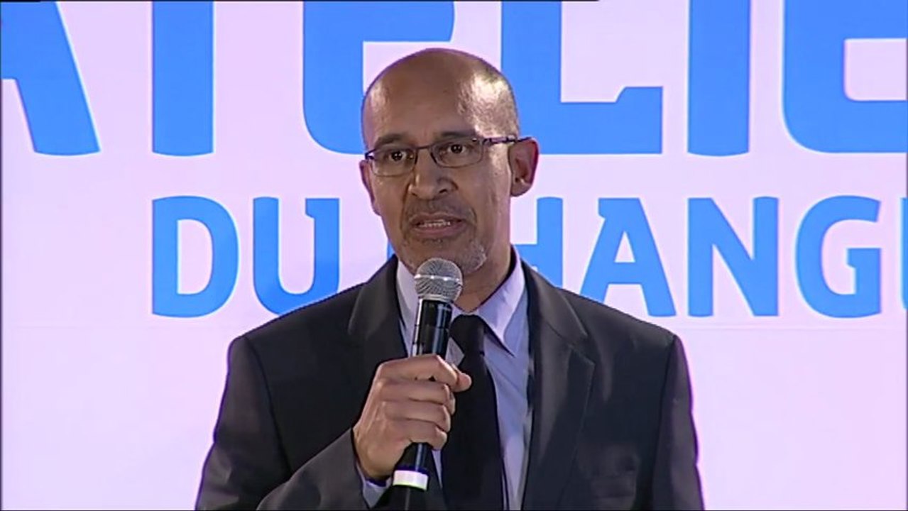 Harlem Désir à l'Atelier du changement d'Evry