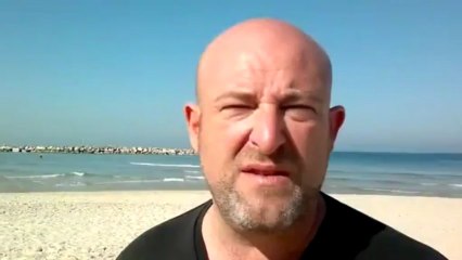 Piero San Giorgio admire israel ( HONTE SUR LUI !!!! )